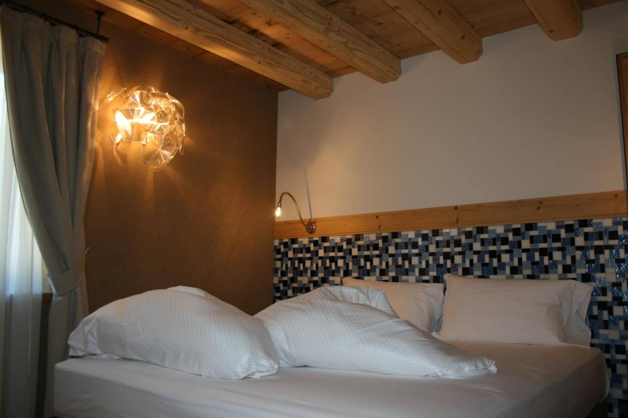 Hotel Orso Grigio Cavalese Esterno foto