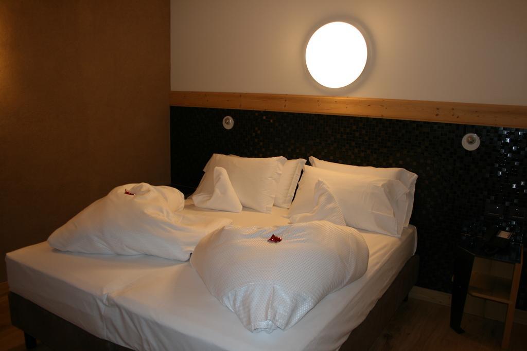 Hotel Orso Grigio Cavalese Camera foto